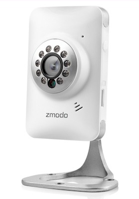 IP-камера "Zmodo IXС1D-WAC" имеет удобную подставку-кронштейн