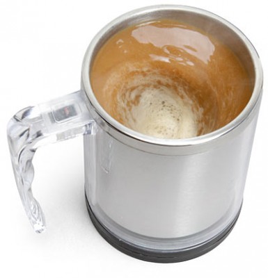Перемешивающая кружка HS-TM17 Кружка, которая умеет сама размешивать своё содержимое. Для того, чтобы размешать чай, кофе или другой напиток нужно только нажать на кнопку.