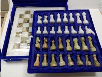 Шахматы из натурального камня Оникс и Мрамор, 30 х 30 см