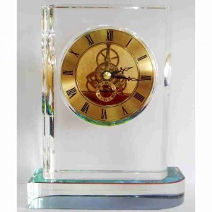 Настольные прозрачные часы Это часы из литого кварцевого стекла, показывающие внутреннюю механику работы механизма часов. Открытый взгляду, работающий механизм часов золотого цвета украсит любой интерьер.