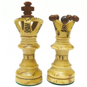 Шахматы деревянные &quot;Амбассадор&quot;, 52 х 52 см  Красивые и оригинальные шахматы с элементами резьбы и ручной работы. Удобная шахматная доска, большие фигуры. Приятное сочетание тёмно-коричневых и светлых полей шахматной доски.